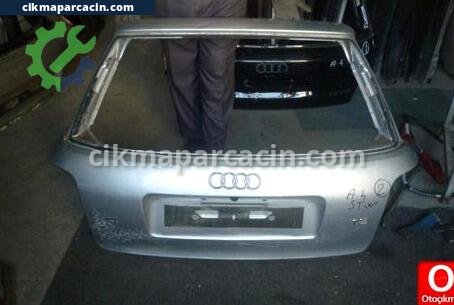 Audi A4 Bagaj çıkma parça