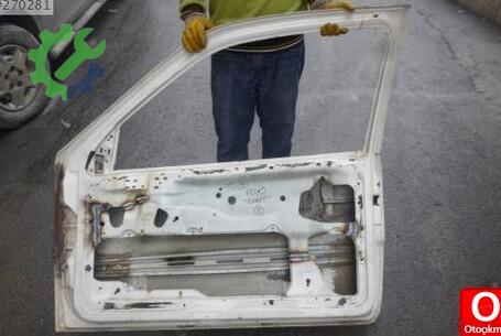 Volkswagen Polo Sağ Ön Kapı 1996-2001 çıkma parça