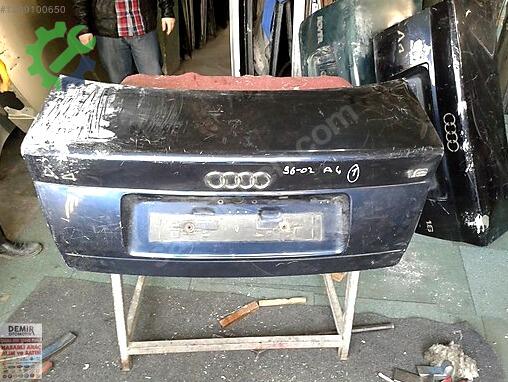 Audi A4 Bagaj çıkma parça
