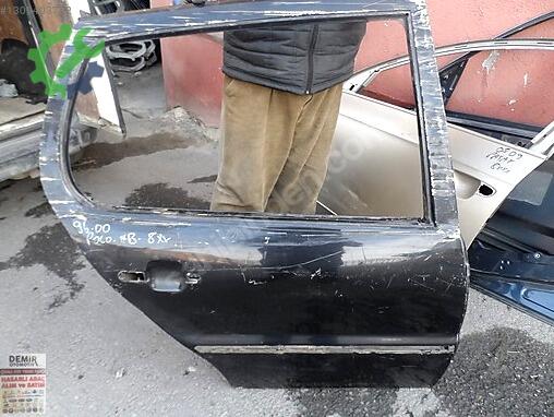 Volkswagen Polo Sağ Arka Kapı çıkma parça