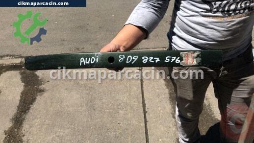 Audi A4 Bagaj çıkma parça