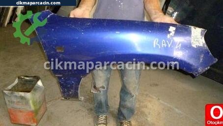 Toyota RAV4 Sağ Ön Çamurluk çıkma parça