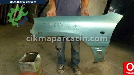 Toyota RAV4 Sol Ön Çamurluk çıkma parça