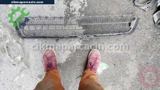 Peugeot 106 Ön Tampon çıkma parça