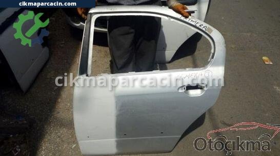 Nissan Primera Sol Arka Kapı çıkma parça