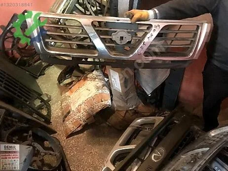 Nissan Patrol Panjur çıkma parça