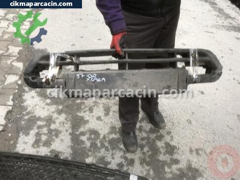 Citroen Xsara Tampon Izgarası çıkma parça
