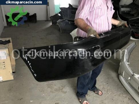 Mazda 323 Arka Tampon çıkma parça