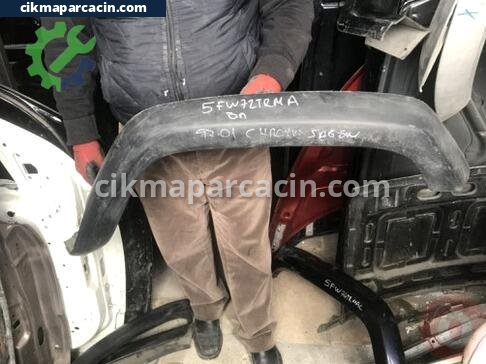 Jeep Cherokee Dodik çıkma parça