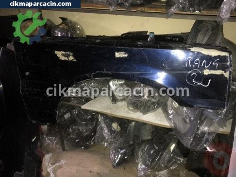 Land Rover Range Rover Sağ Ön Çamurluk çıkma parça