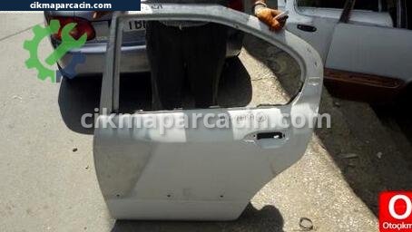 Nissan Primera Kapı (Arka Sağ) çıkma parça