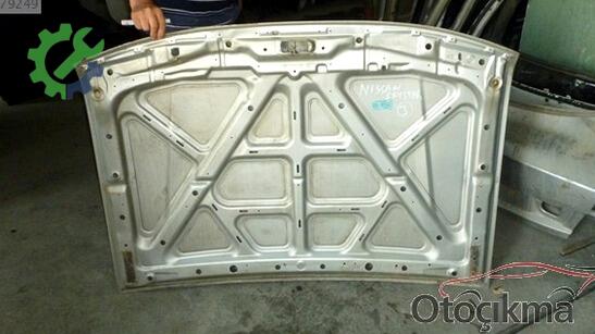 Nissan Skystar Kaput 1997-2002 çıkma parça