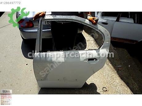 Nissan Primera Sol Arka Kapı çıkma parça