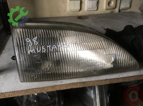 Ford Mustang Sağ Ön Far çıkma parça