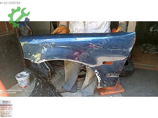 Honda Civic Sol Ön Çamurluk çıkma parça