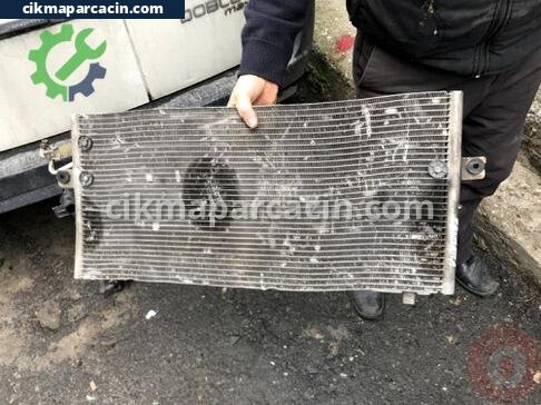 Nissan Primera Klima Radyatörü çıkma parça