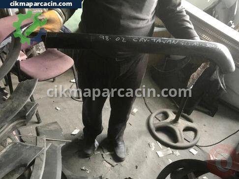Honda CR-V Arka Tavan Çıtası çıkma parça
