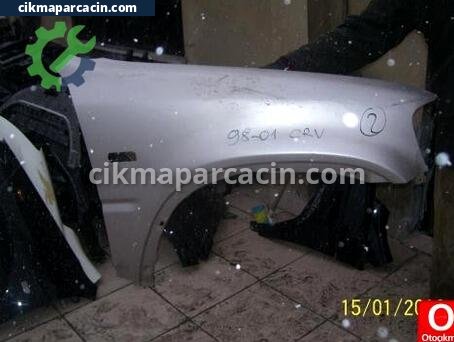 Honda CR-V Sağ Ön Çamurluk çıkma parça