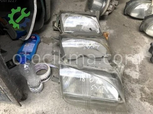 Suzuki Swift Sağ Ön Far 1998-2002 çıkma parça
