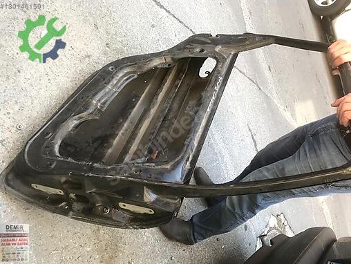Renault Laguna Sol Arka Kapı çıkma parça