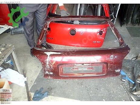Audi A3 Bagaj çıkma parça