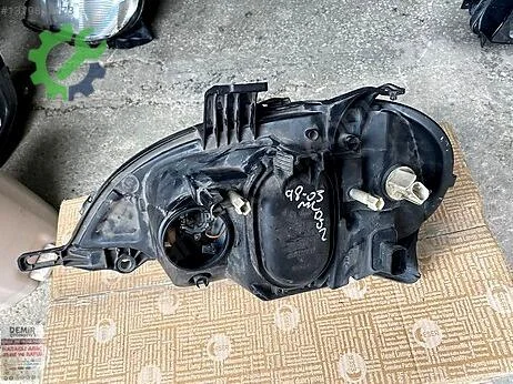 Mercedes-Benz ML Far çıkma parça