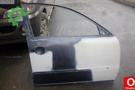 Volkswagen Passat Sağ Ön Kapı 1998-2004 çıkma parça