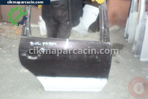 Volkswagen Passat Sağ Arka Kapı çıkma parça