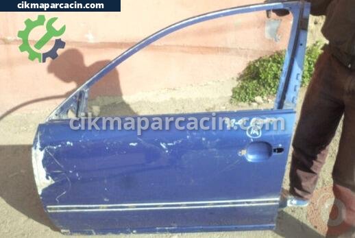 Volkswagen Passat Sol Ön Kapı çıkma parça