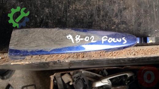 Ford Focus Sağ Ön Kapı Kolu 1998-2005 çıkma parça