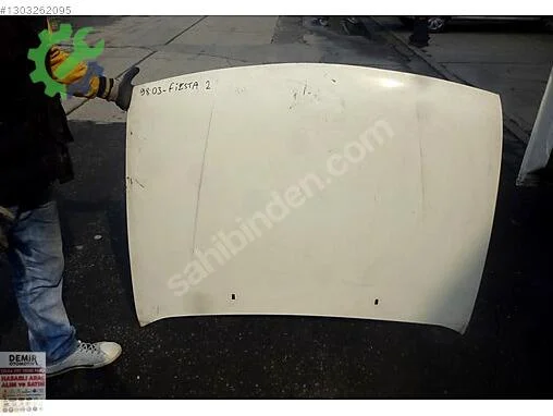 Ford Fiesta Kaput çıkma parça
