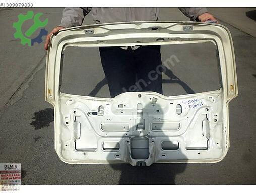 Ford Focus Bagaj çıkma parça