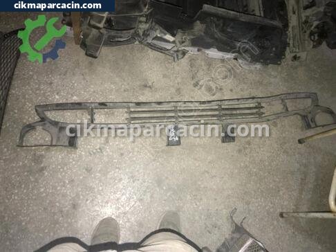 BMW 3 Serisi Tampon Izgarası çıkma parça