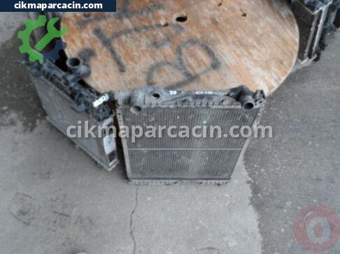 Renault Clio Su Radyatörü çıkma parça