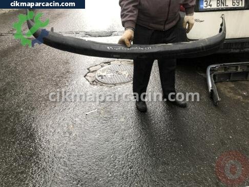 Toyota Corolla Ön Tampon çıkma parça