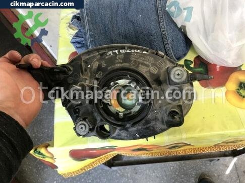 Toyota Corolla Sol Ön Far çıkma parça