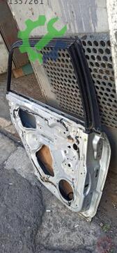 Mazda 323 Arka Kapı 1999-2001 çıkma parça