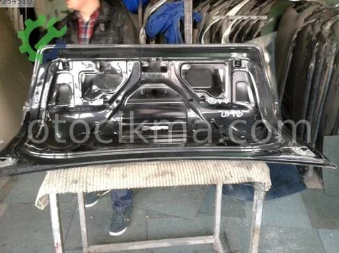 Audi A4 Bagaj 1999-2001 çıkma parça