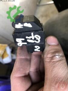 1999-2001 POLO CAM DÜĞMESİ VOLKSWAGEN ORJİNAL ÇIKMA PARÇA