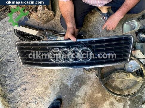 Audi A6 Panjur çıkma parça