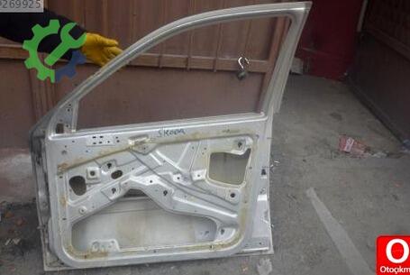 Skoda Octavia Sağ Ön Kapı 1999-2005 çıkma parça