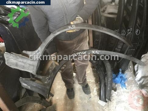 BMW X5 Dodik çıkma parça