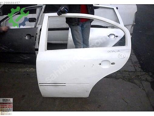 Skoda Octavia Sol Arka Kapı çıkma parça