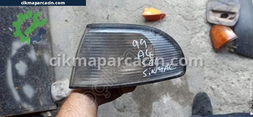 Audi A4 Sinyal çıkma parça