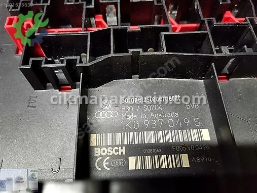 Volkswagen Golf Beyni 1K0937049S çıkma parça
