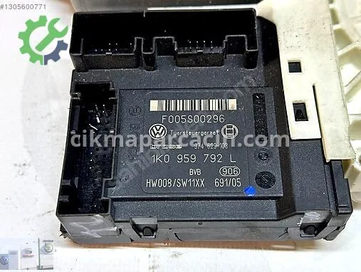 Volkswagen Jetta Beyni 1K0959792L çıkma parça