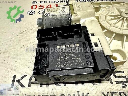Seat Leon Beyni 1K0959792P çıkma parça