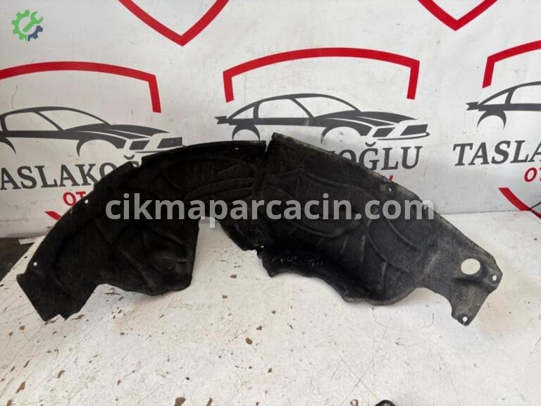 BMW 1 Serisi Ön Davlumbaz çıkma parça