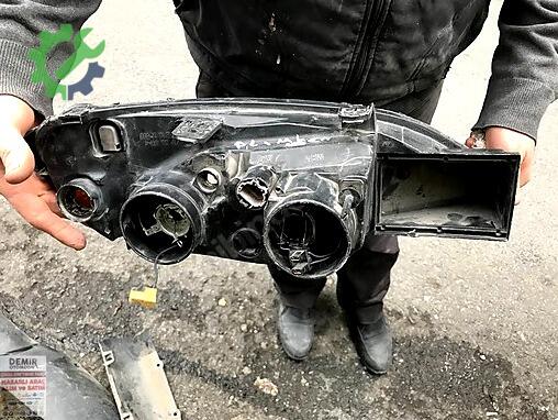 Nissan Primera Sol Ön Far çıkma parça