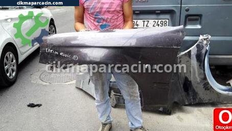 Honda Civic Çamurluk (Arka) çıkma parça